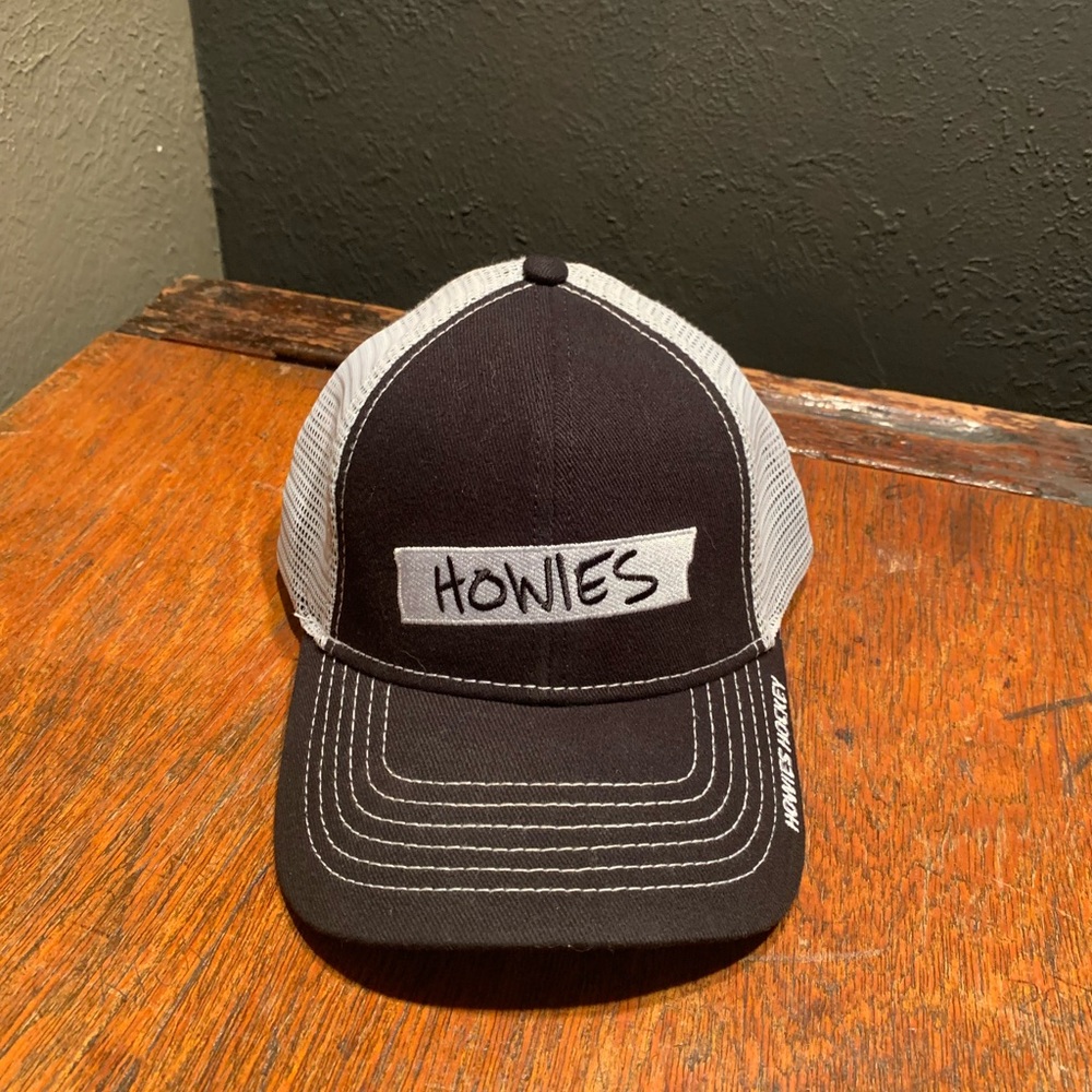 Howie Hockey Hat - snapback